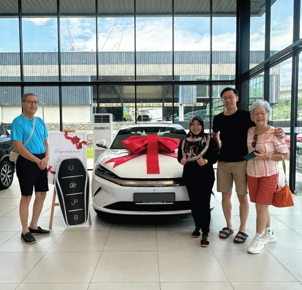 byd petaling jaya delivery picture-02